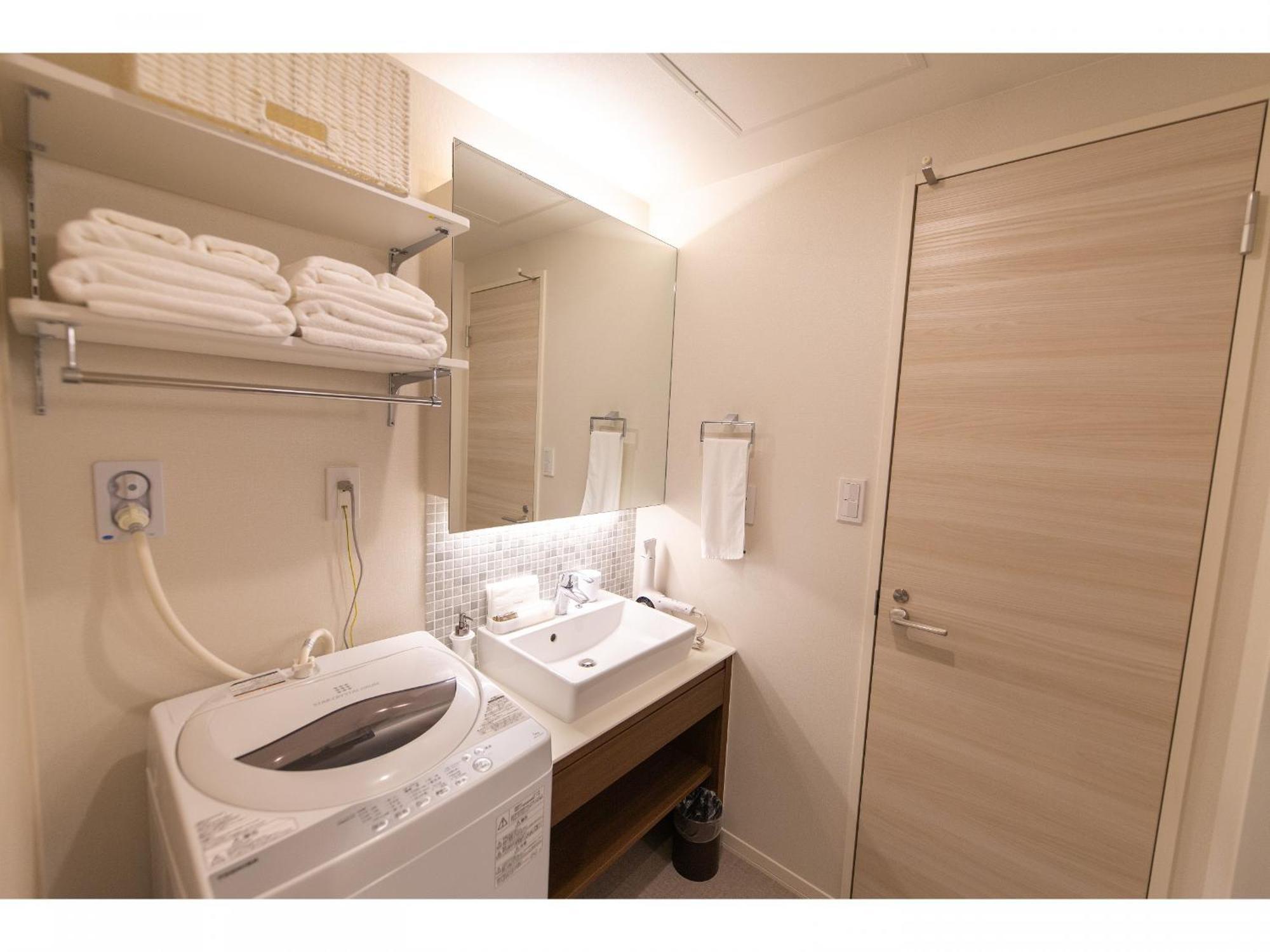 Grand Base Hiroshima Ekimae Lejlighedshotel Eksteriør billede